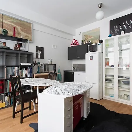 Lovely Loft In Kallio Apartman